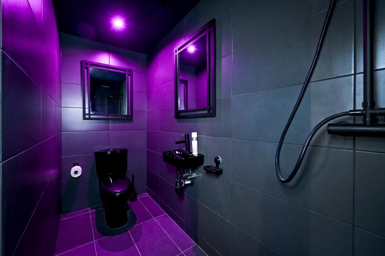 Jacuzzi Cinema Loft Apartment คอนัส ภายนอก รูปภาพ